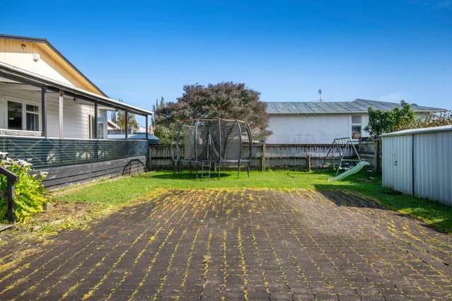 51a Parakai Avenue Parakai_4