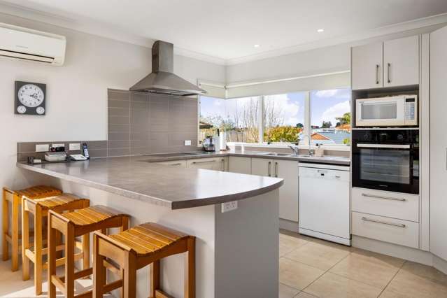 8 Uretara Drive Katikati_2