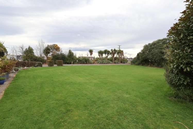 14 Danube Road Winton Surrounds_33