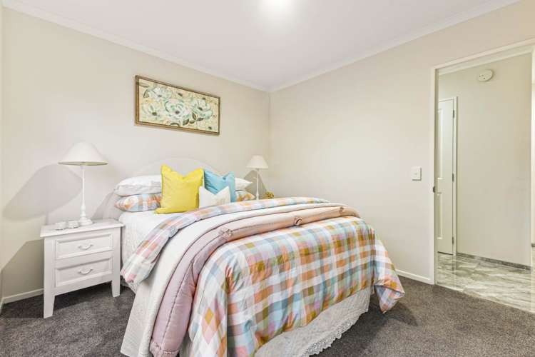 4 Seresin Crescent Flat Bush_16