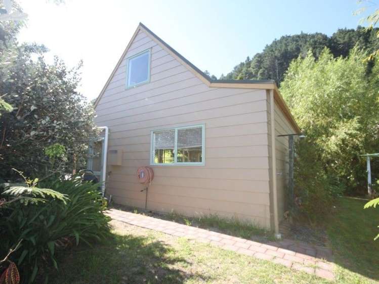 1198 Hikuai Settlement Road Pauanui_11