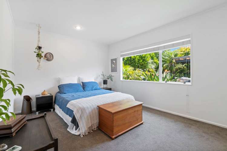 20 Penguin Drive Murrays Bay_8