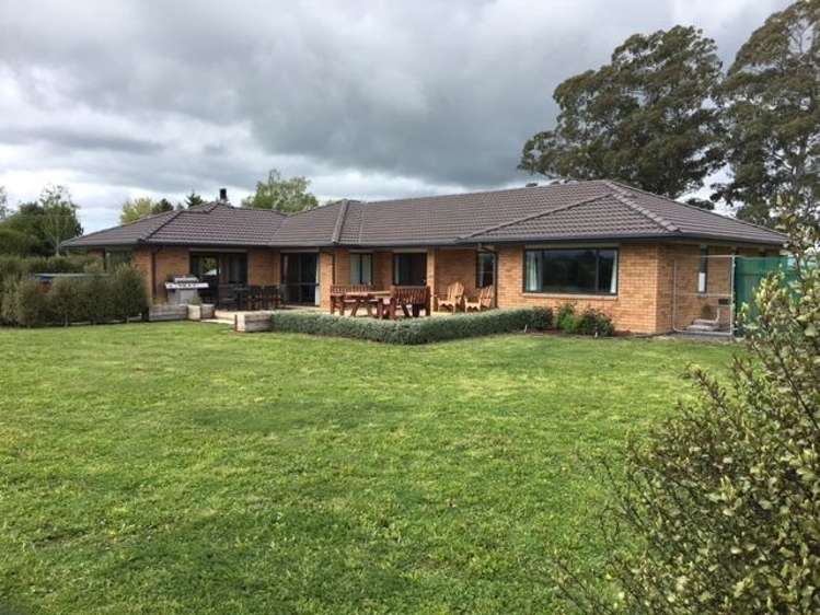 1 Swannanoa Road Swannanoa_16