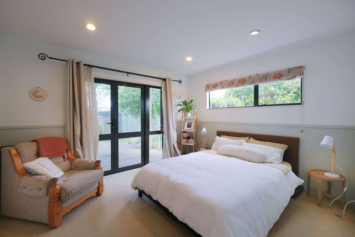 2/202 Taharepa Road_5