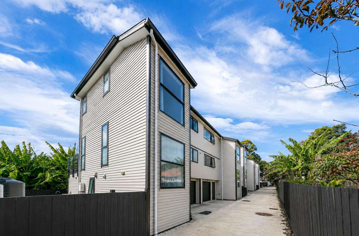 31A,C,D,E Waddell Avenue_2