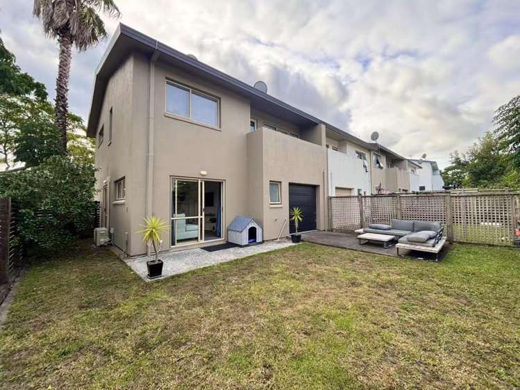 1 Butia Avenue Henderson_18