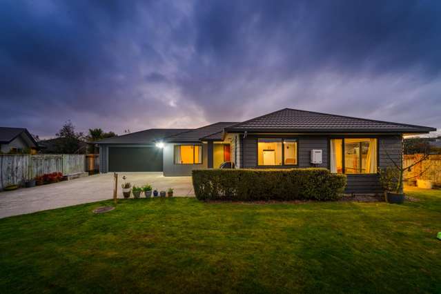 8 Angelina Way Kelvin Grove_1