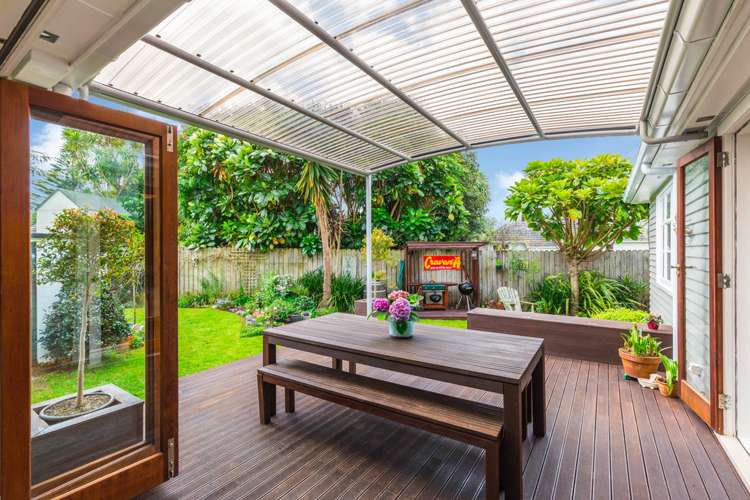 21 Larsen Road Panmure_14