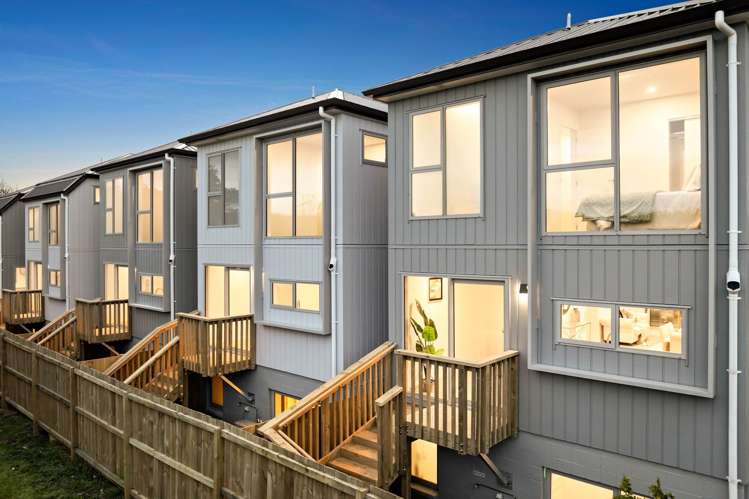 26B Trojan Crescent New Lynn_15
