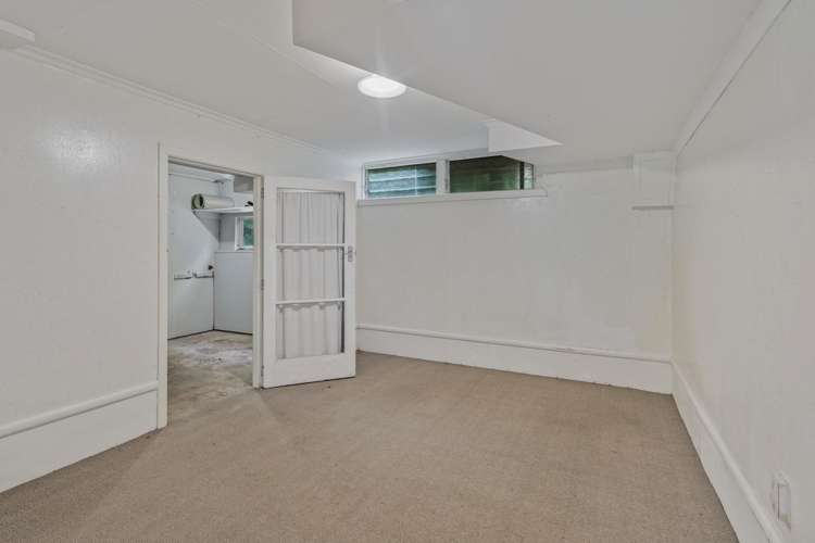 40 Douglas Road 10816_11