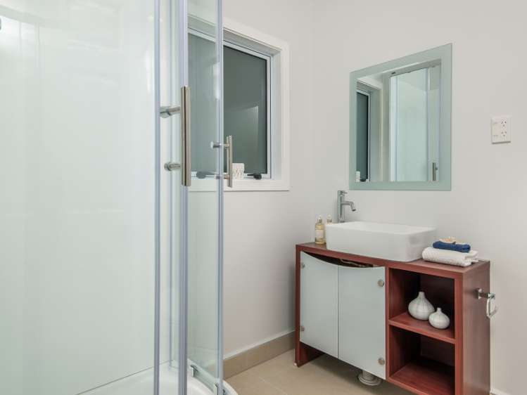 2/112 Awaruku Road Torbay_5