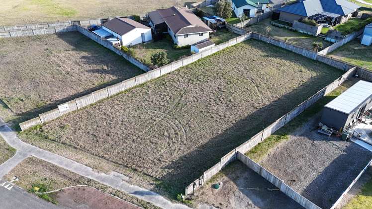 3 Sandown Avenue Himatangi Beach_11