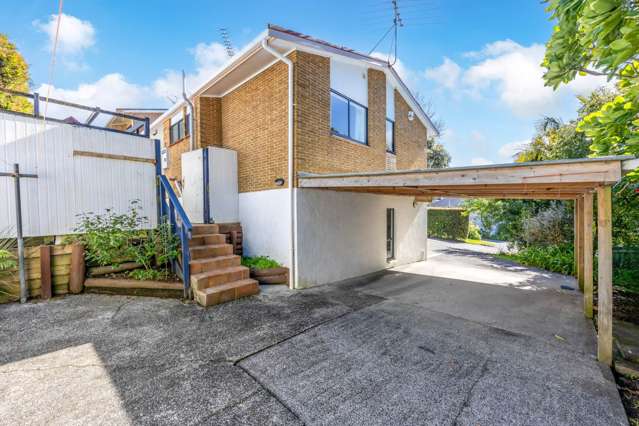 1/56 Oaktree Avenue Browns Bay_1