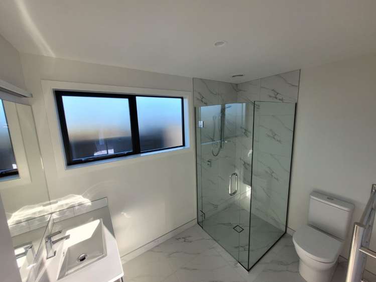 5 Williams Crescent Alexandra_12