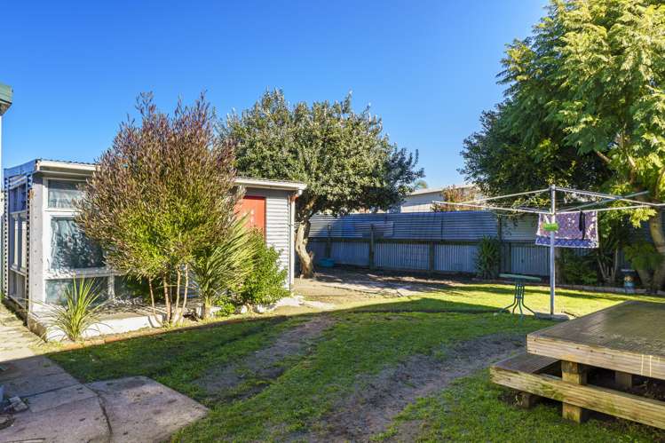 18 Wyatt Avenue Onekawa_13