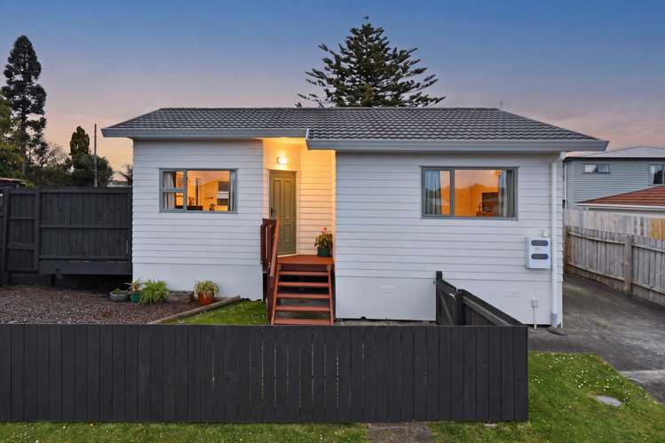 42a McDougall Street Manurewa_16