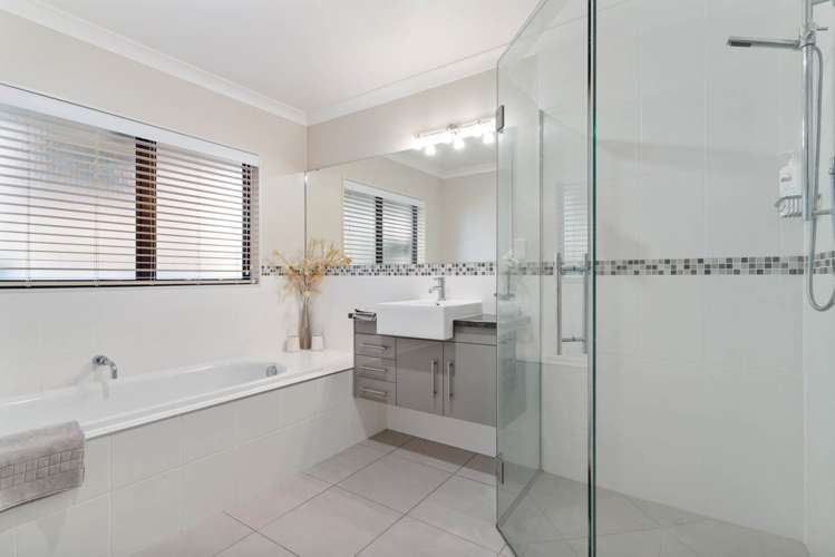 57 Lough Bourne Drive Pukekohe_24