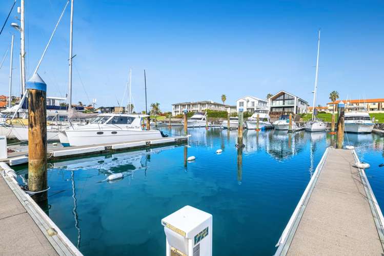 153 Waterside Crescent_0