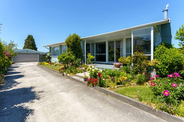 17 Oriana Crescent Hornby_13