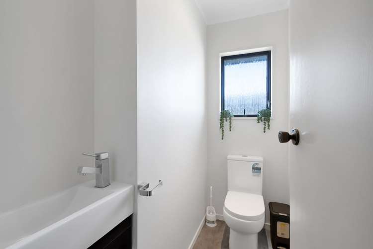 16 Ropata Street Hawera_14