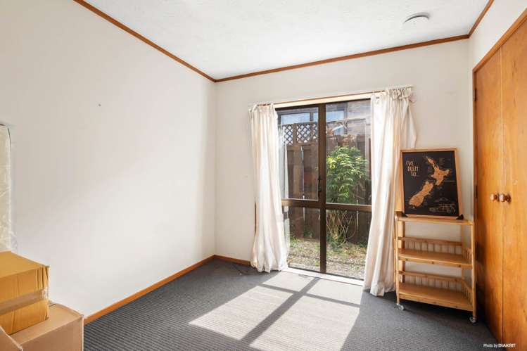 110X Grey Street Onehunga_12