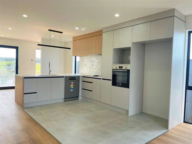 8 Harikoa Way Karaka_3