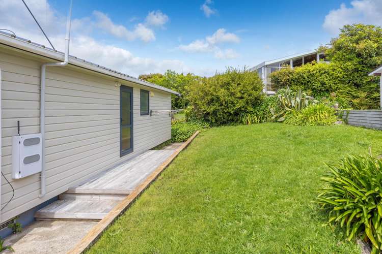 21a Acacia Crescent Glenview_12