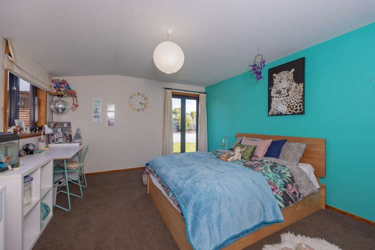 902 Aubrey Road Albert Town_10