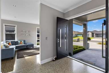 75 Mataroa Crescent_3