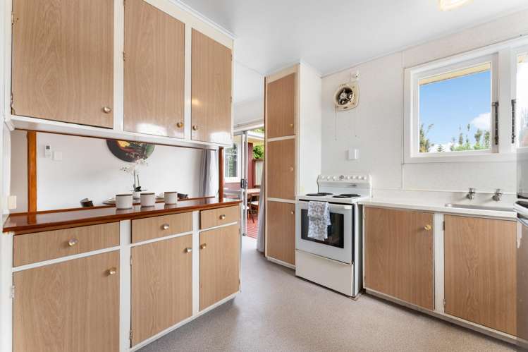 4 Pomelo Road Te Atatu South_12