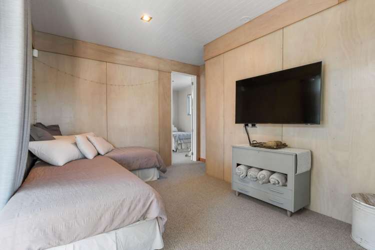 121 Motu Hei Pauanui_22