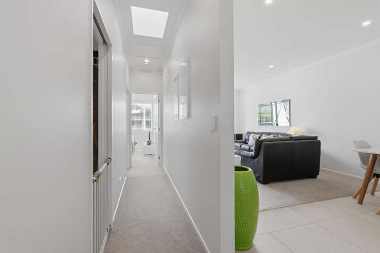 32B Taikura Avenue Red Beach_22