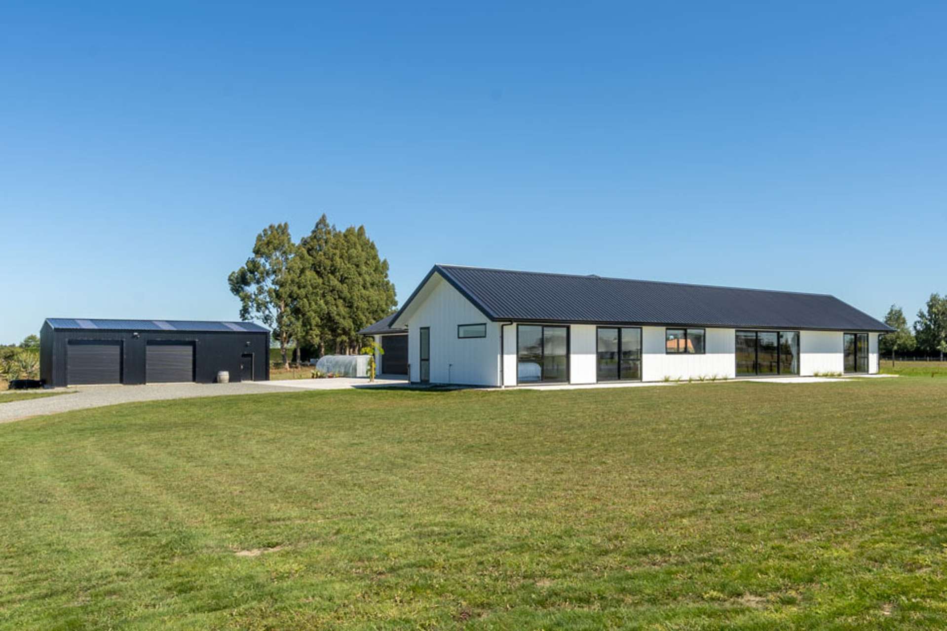 25 Racecourse Road Winton_0