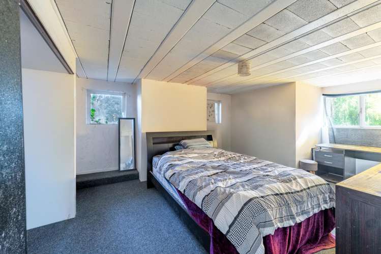 18 Maltby Avenue West End_16