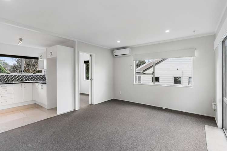 2/42 Moncrieff Avenue_5