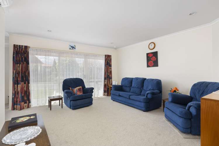 18/2 William Donald Drive Solway_6