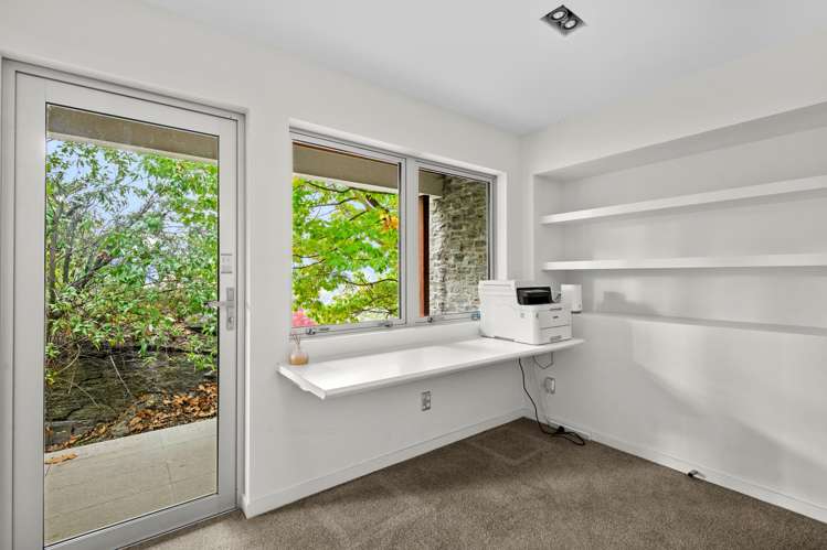 49 The Half Mile Alexandra_22