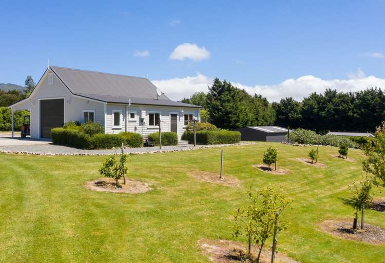 255 Marchant Road Kaitoke_16