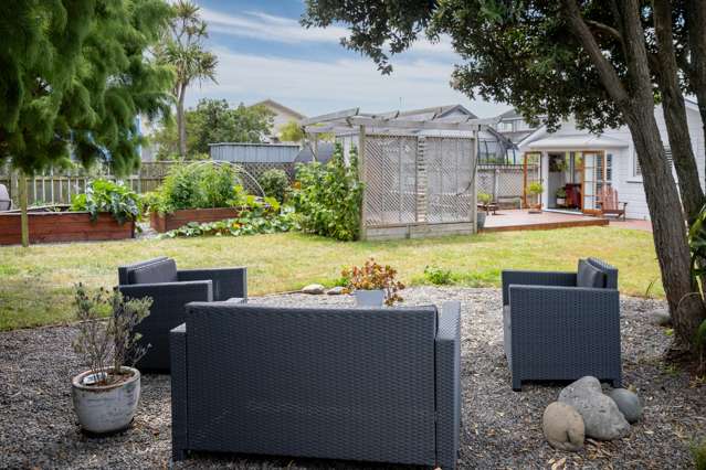 45 Puru Crescent Lyall Bay_3