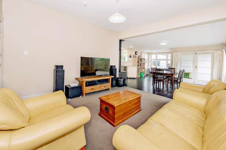 135b High Street Southbridge_11