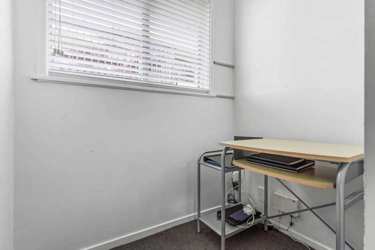 52 Ravenwood Drive Forrest Hill_15