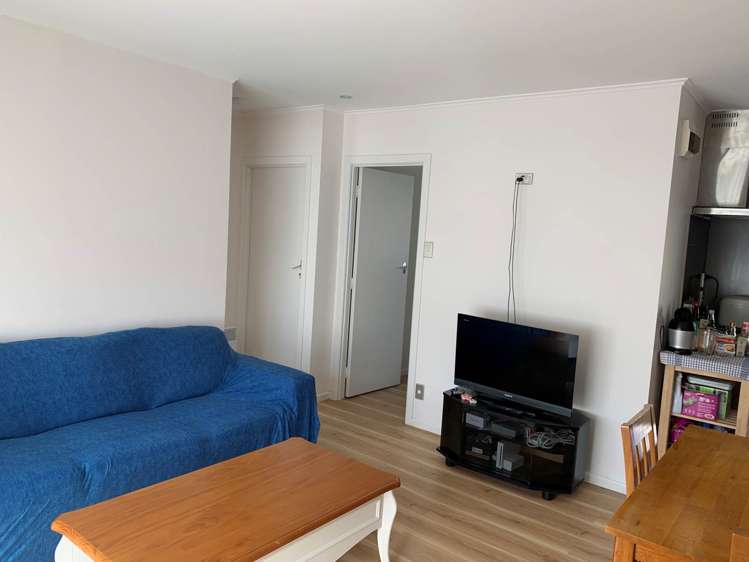 1/96 Mount Smart Road Onehunga_2