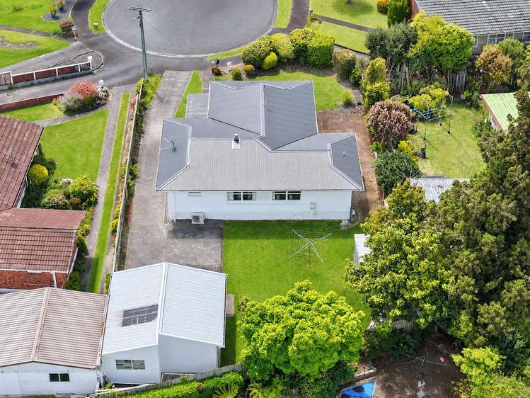 11 Lysander Place_5