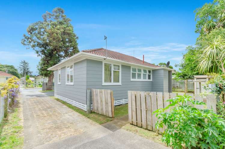 1/4 Calvert Street Papakura_9