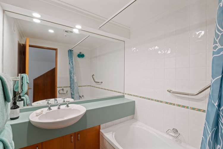 309/139 Fernhill Road Fernhill/Sunshine Bay_10