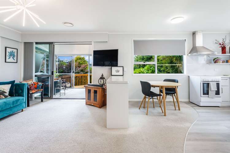 2/193 Don Buck Road Massey_5