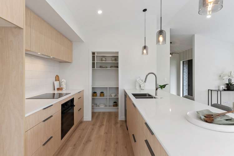 2 Arohaina Avenue_4