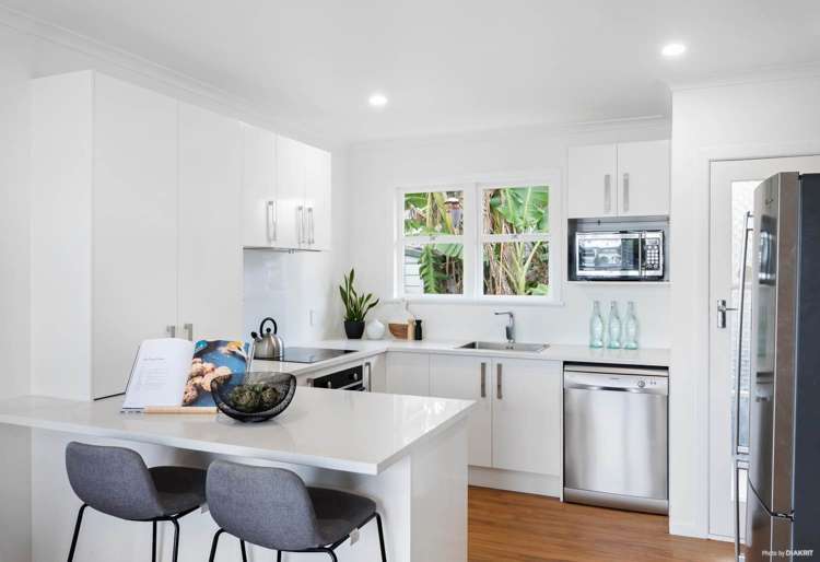 2/15 Carlton Street Hillsborough_4
