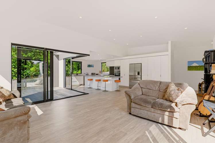 3A Pukaka Street Strandon_9