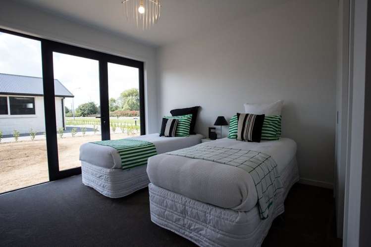 127 Saint Kilda Road Cambridge_14